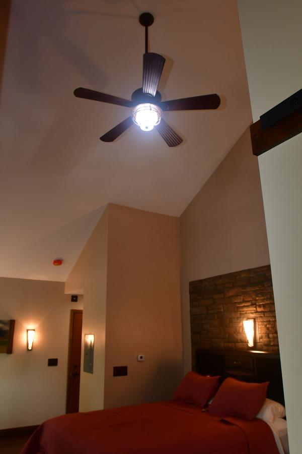 The Fields Of Eden Inn Extérieur photo